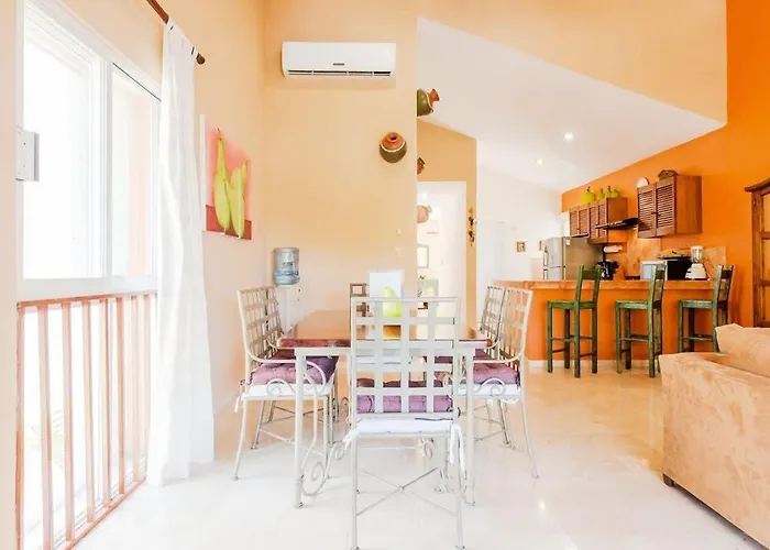 Apartamento Private Balcony I Gated Playacar I Pool On Site! *